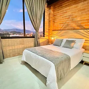 Aparthotel En Laurels, Medellin