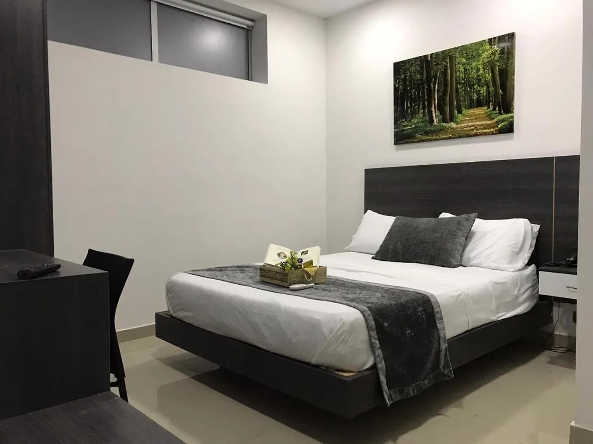 ***  Hotel 10 Express Medellin Colombia