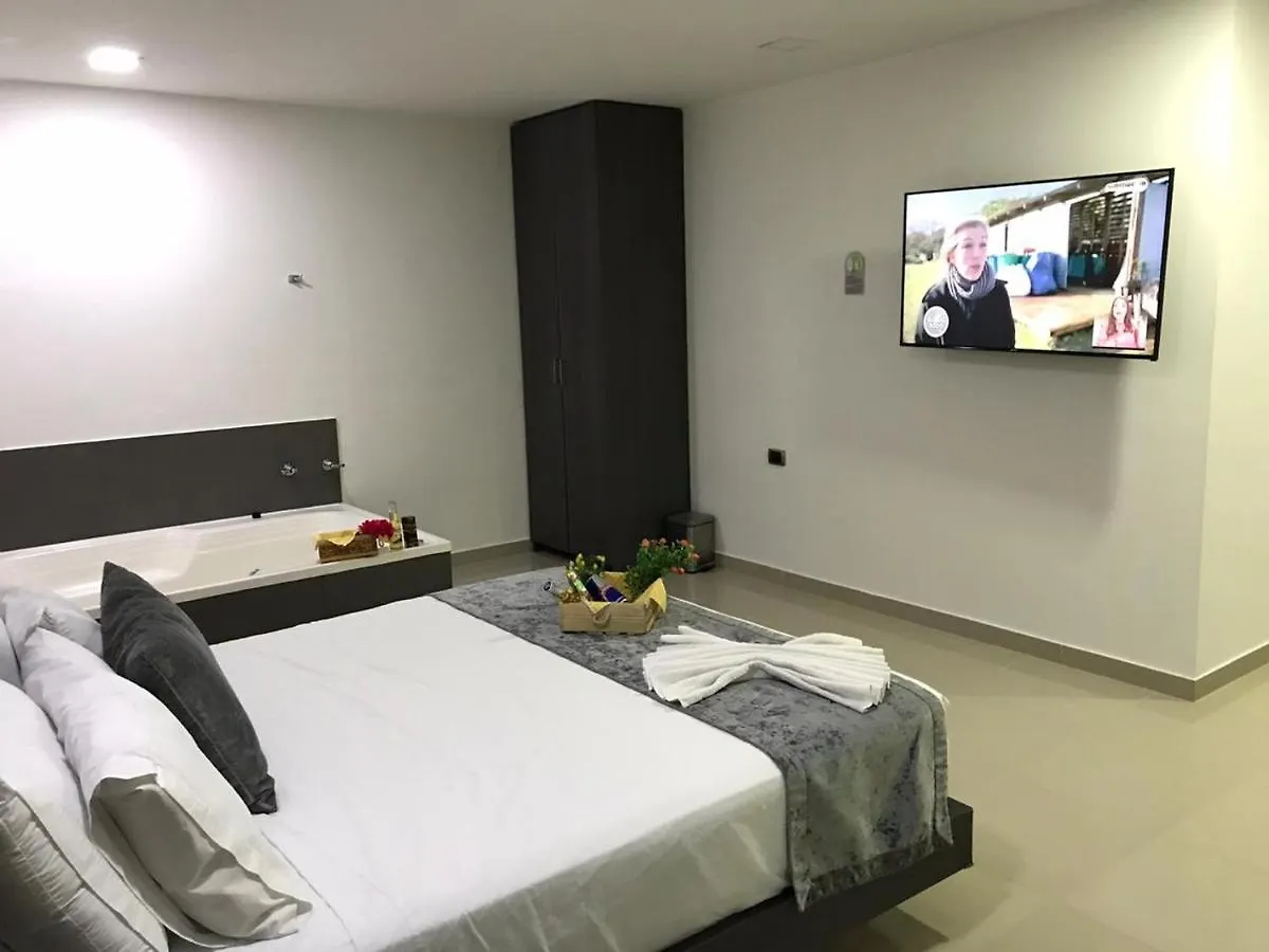 Hotel 10 Express Medellin